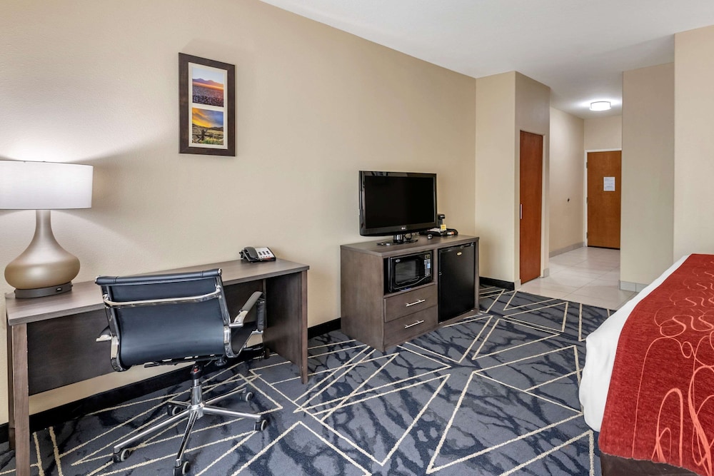 comfort inn and suites