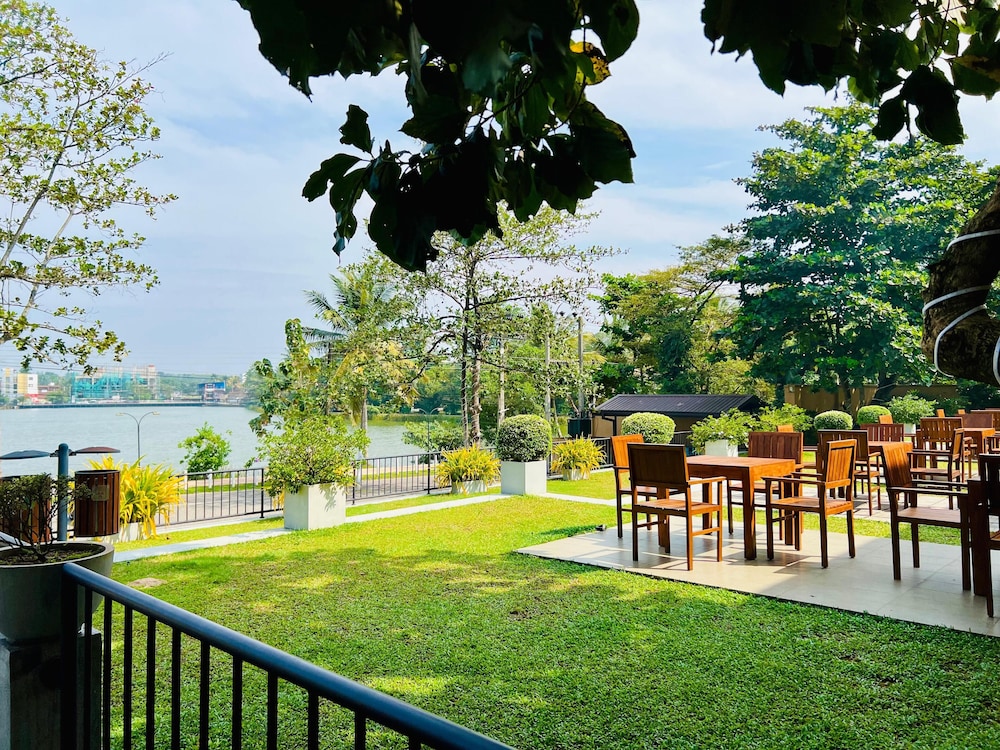 rest house kesbewa