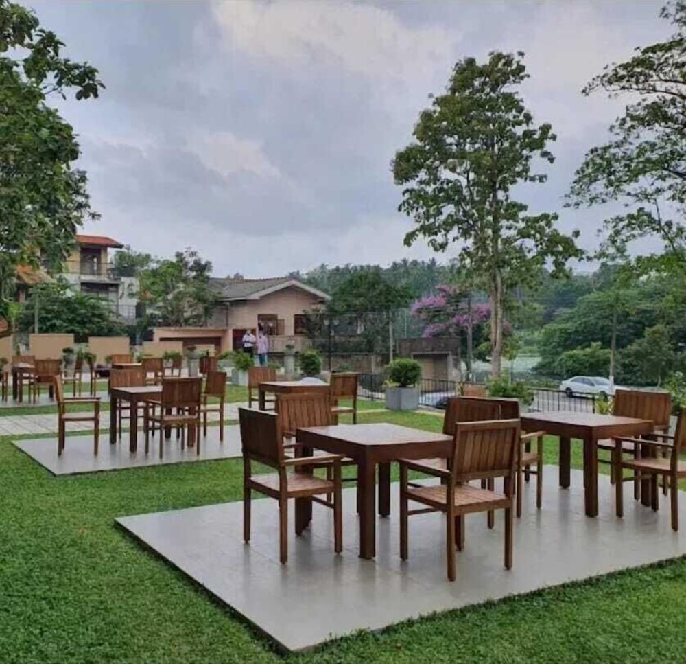 rest house kesbewa