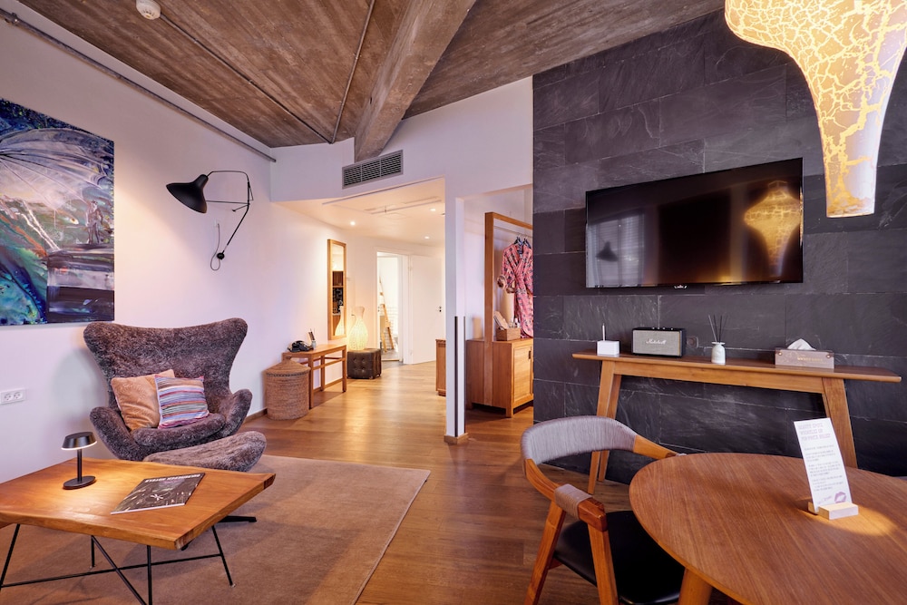 manon les suites guldsmeden