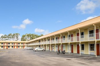 rodeway inn and suites wilmington north