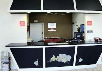 rodeway inn and suites wilmington north