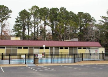 rodeway inn and suites wilmington north