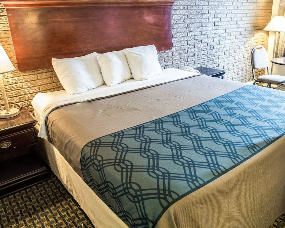 rodeway inn and suites wilmington north
