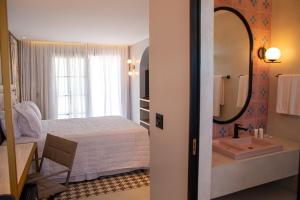 exotica boutique hotel