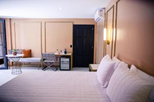 exotica boutique hotel