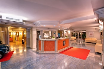 Hotel Savoy Palace - Tonelli Hotels,Lake Garda>>Garda,4 star