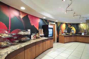 Fairfield Inn & Suites By Marriott State College,Patton Township>>Centre County,3 star