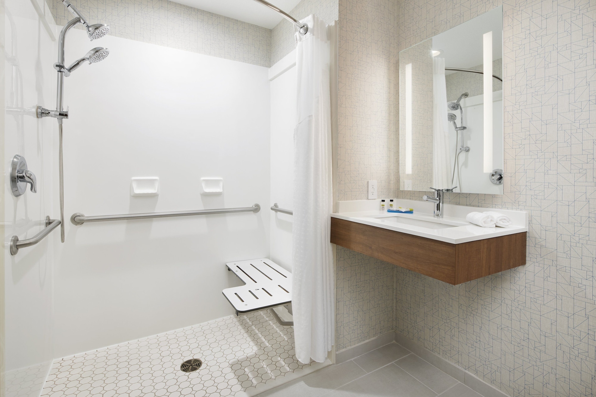 holiday inn express and suites salem by ihg