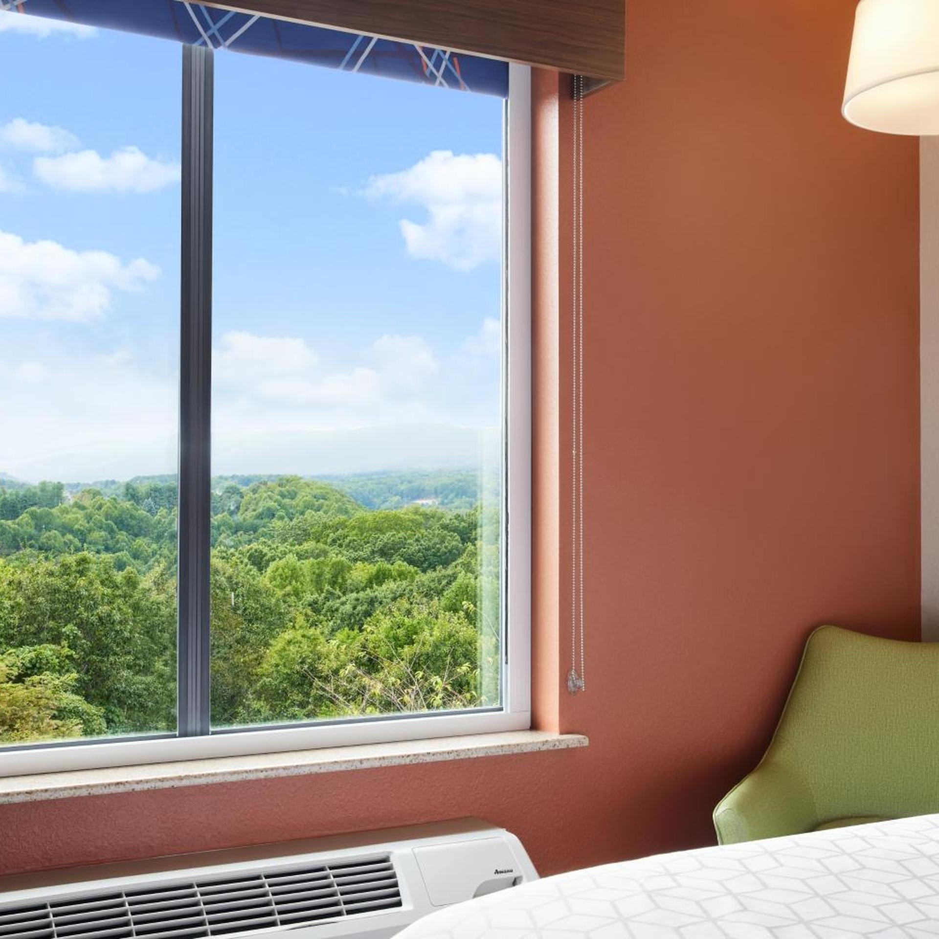 holiday inn express and suites salem by ihg