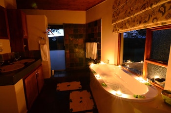 amakhosi safari lodge and spa