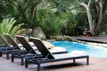 amakhosi safari lodge and spa