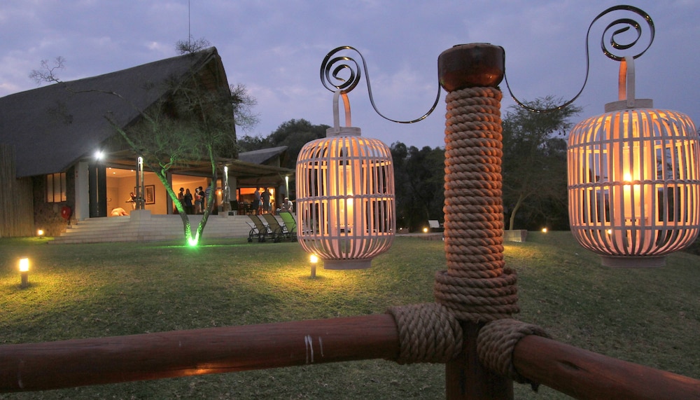 amakhosi safari lodge and spa