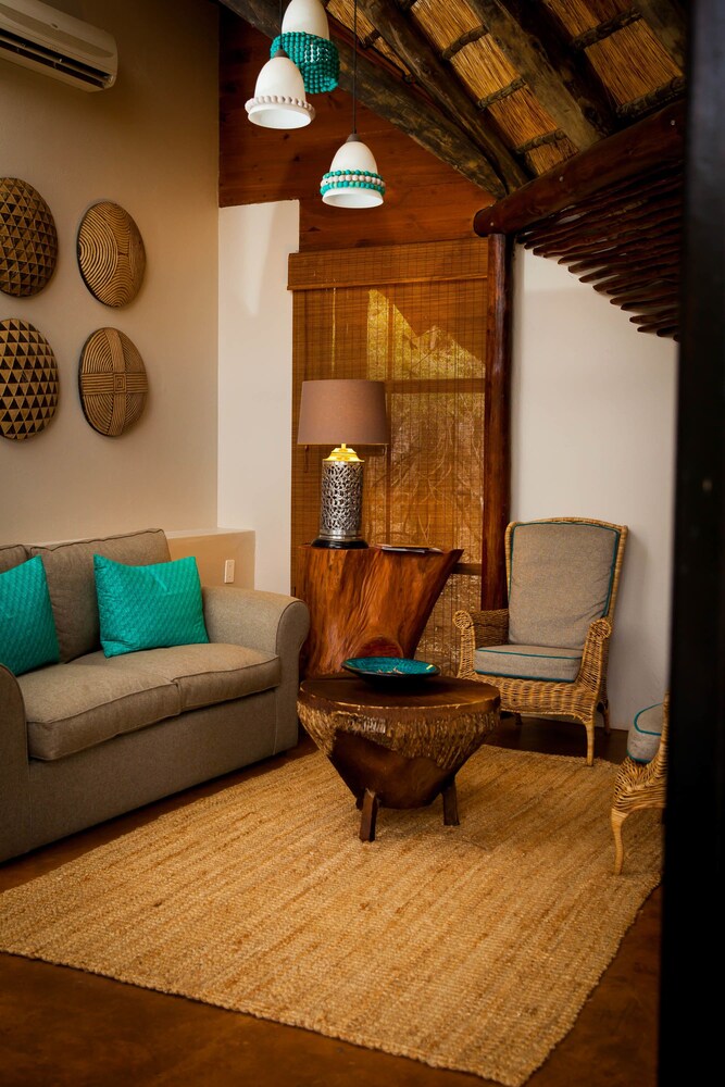 amakhosi safari lodge and spa