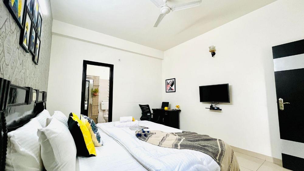 bluo 2bhk jaipur terrace garden balcony lift