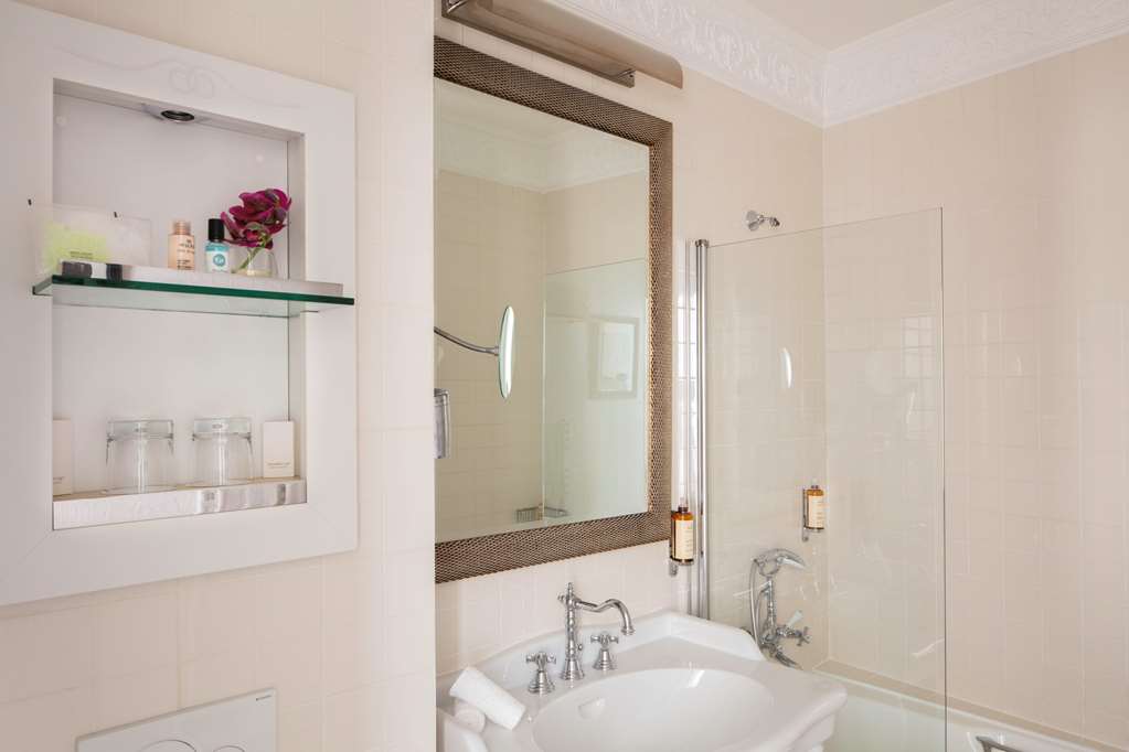 le 123 elysees astotel