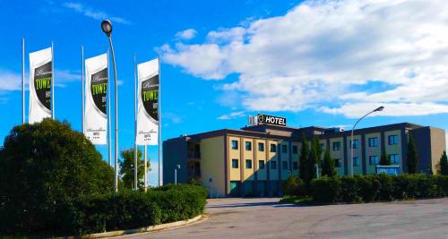 tower inn pisa valdera