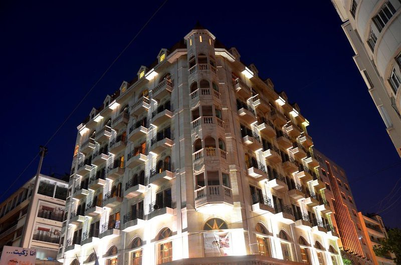 serenada golden palace boutique hotel