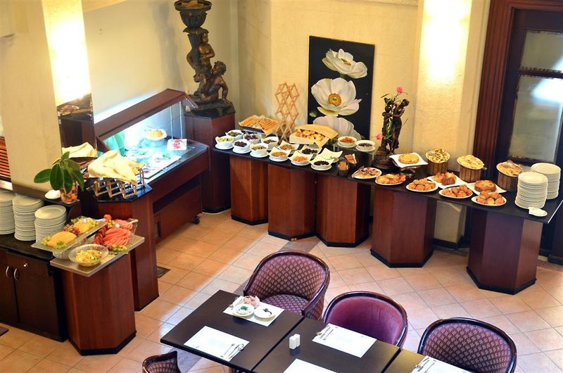 serenada golden palace boutique hotel