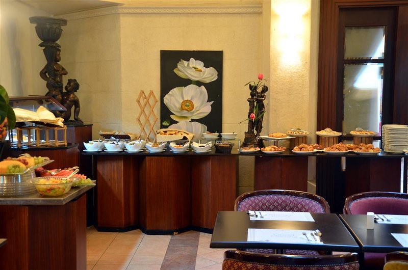 serenada golden palace boutique hotel