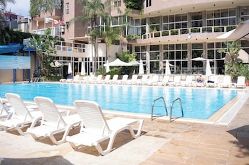 the cosmopolitan hotel