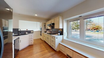 mulberry place a charming cottage near old town