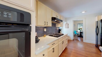 mulberry place a charming cottage near old town