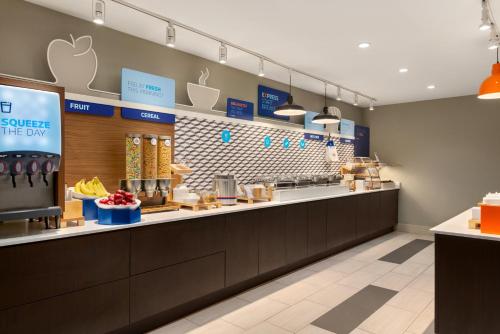 holiday inn express and suites mcalester by ihg