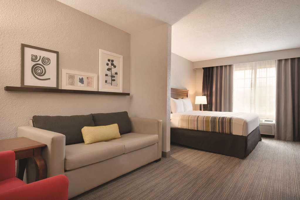 country inn and suites by radisson valparaiso in