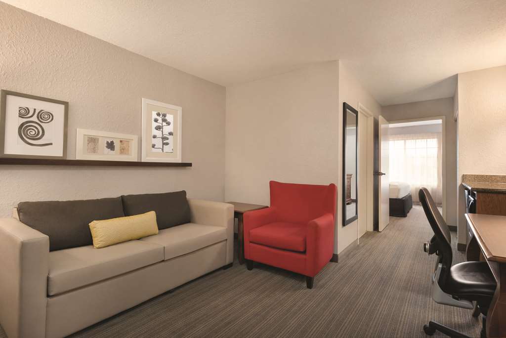 country inn and suites by radisson valparaiso in