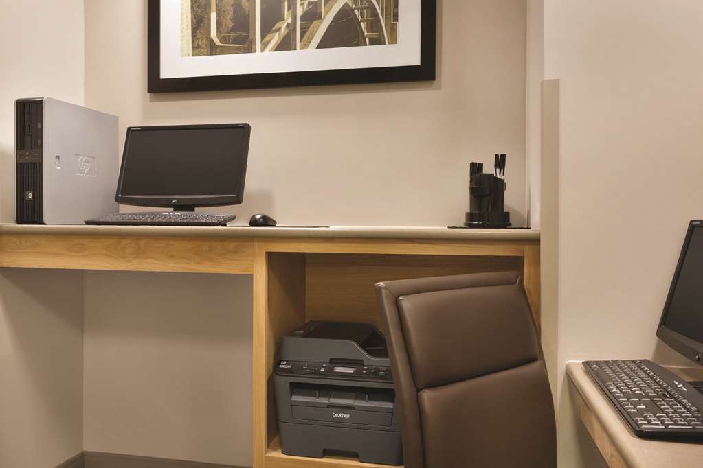 country inn and suites by radisson valparaiso in