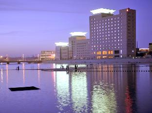 dunhuang grand soluxe hotel