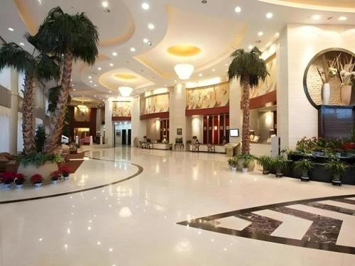 dunhuang grand soluxe hotel