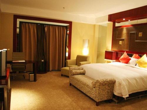 dunhuang grand soluxe hotel