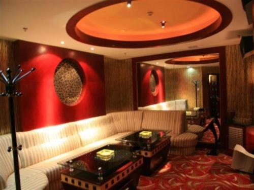 dunhuang grand soluxe hotel