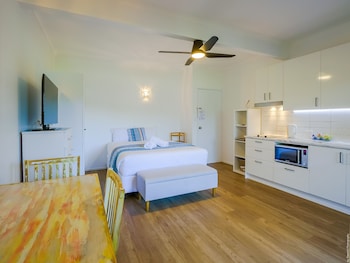 boat harbour apartments