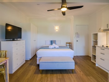 boat harbour apartments