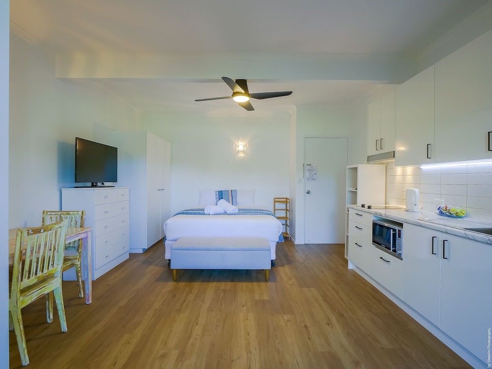 boat harbour apartments