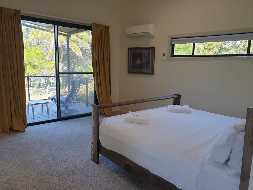 boat harbour apartments