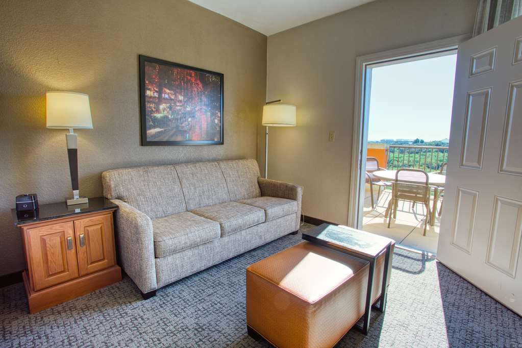 drury inn and suites near la cantera parkway
