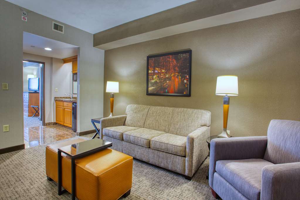 drury inn and suites near la cantera parkway