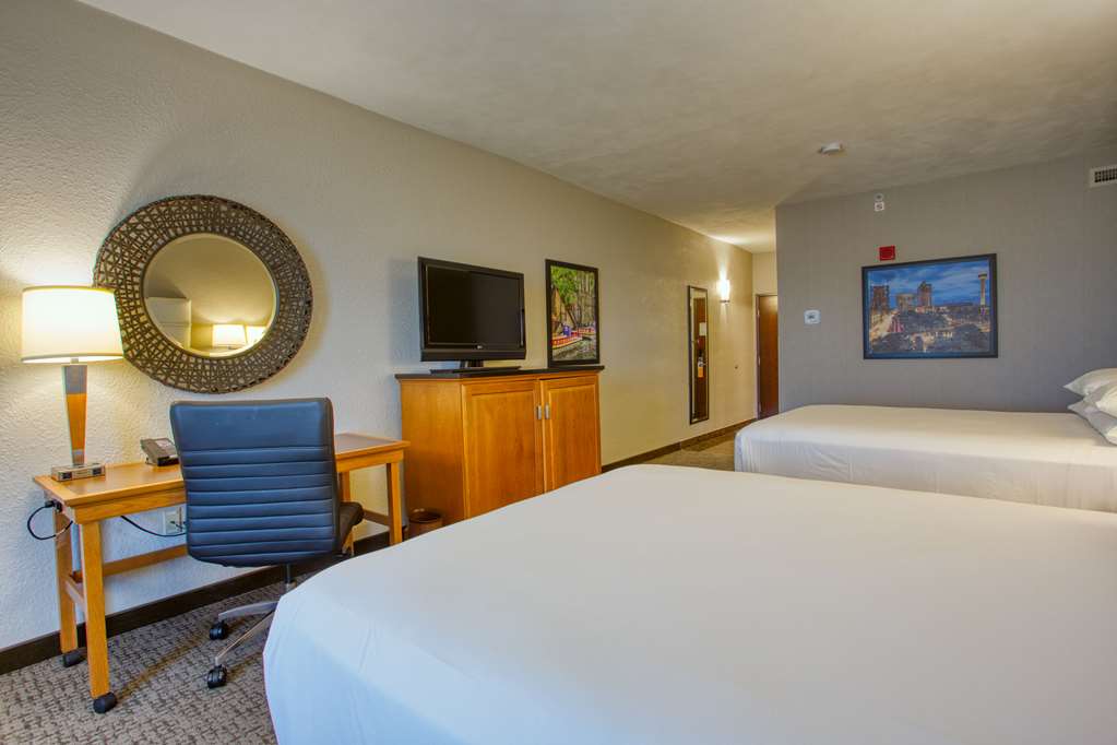 drury inn and suites near la cantera parkway