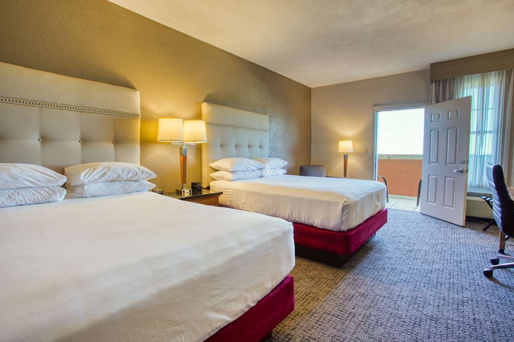 drury inn and suites near la cantera parkway