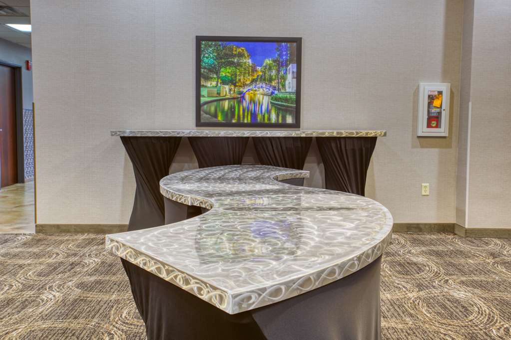 drury inn and suites near la cantera parkway