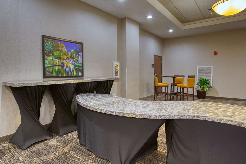 drury inn and suites near la cantera parkway