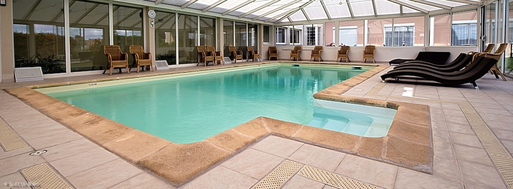 Logis Hostellerie Du Mont Aimé,Chalons-En-Champagne>>Bergeres-Les-Vertus,3 star