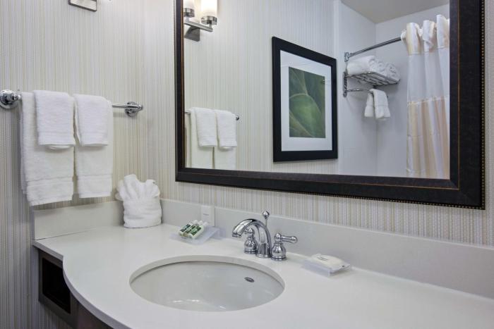 hilton garden inn lincoln downtown haymarket