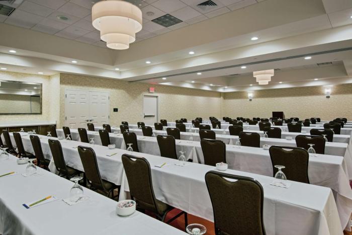 hilton garden inn lincoln downtown haymarket