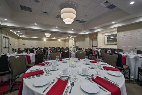 hilton garden inn lincoln downtown haymarket