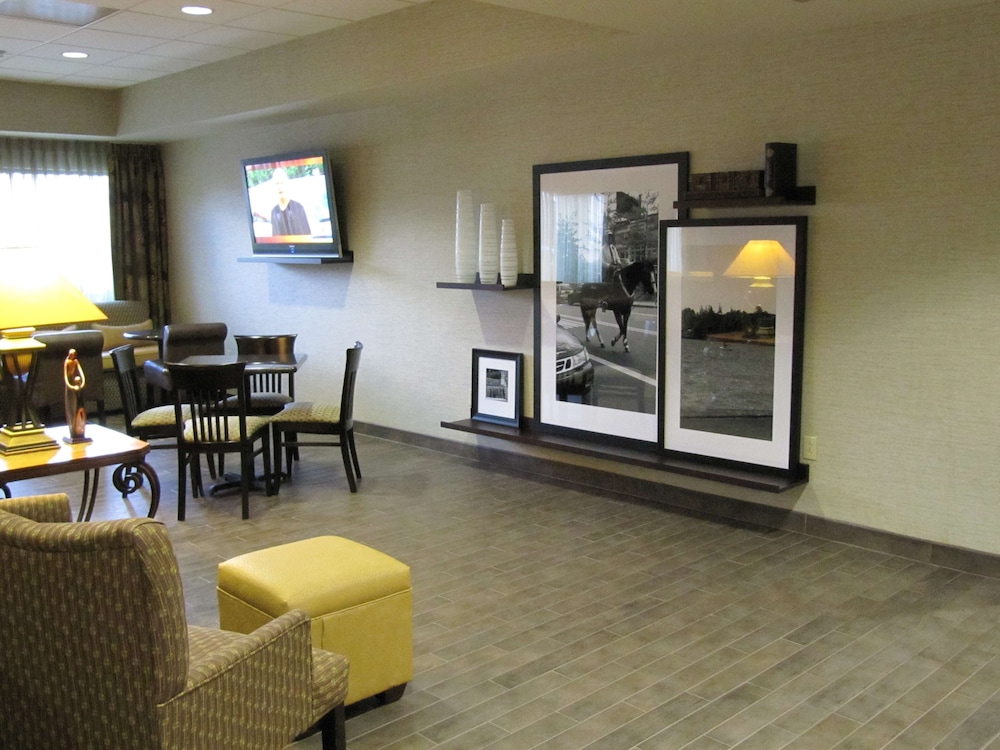 hampton inn lindale tyler